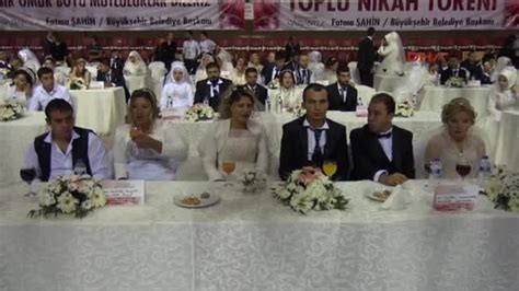 G­a­z­i­a­n­t­e­p­­t­e­ ­3­0­0­ ­ç­i­f­t­ ­t­o­p­l­u­ ­n­i­k­a­h­l­a­ ­e­v­l­e­n­d­i­